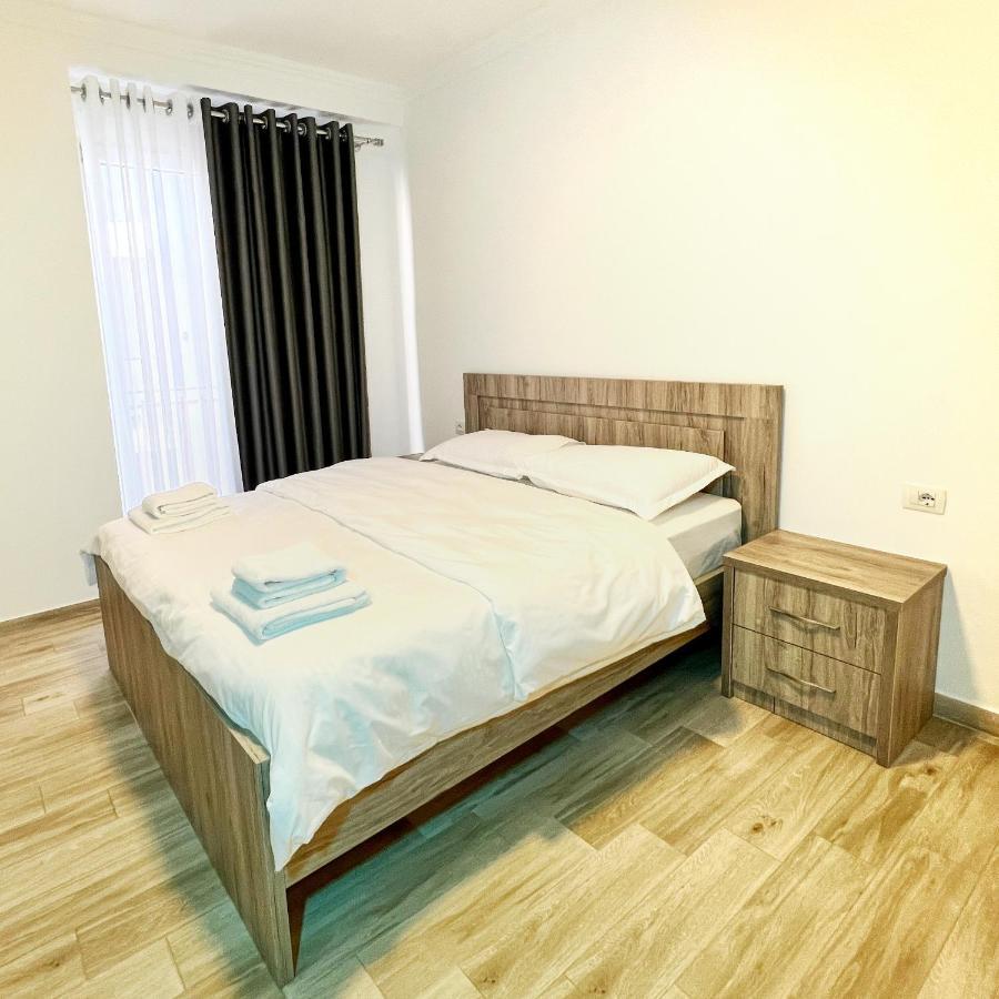 Soluna Apartments Shengjin Bagian luar foto