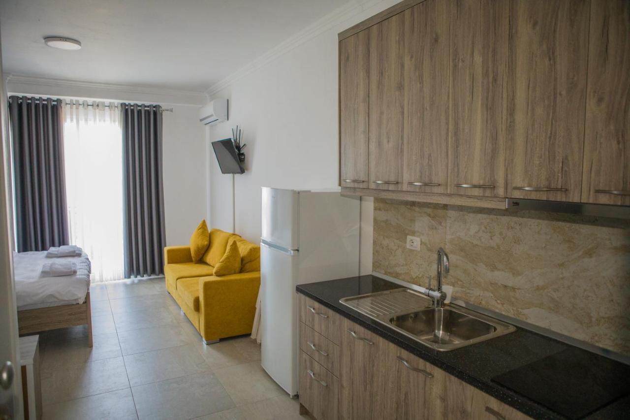 Soluna Apartments Shengjin Bagian luar foto