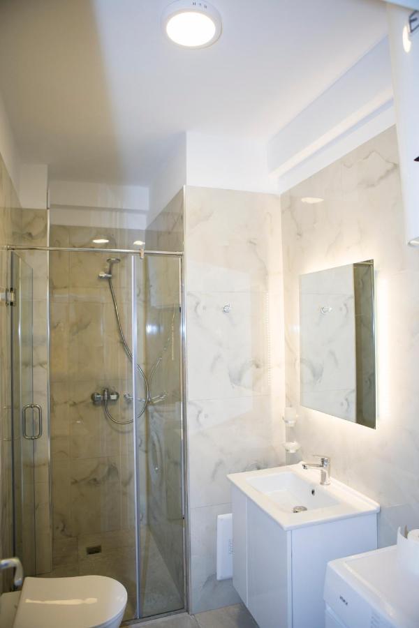 Soluna Apartments Shengjin Bagian luar foto