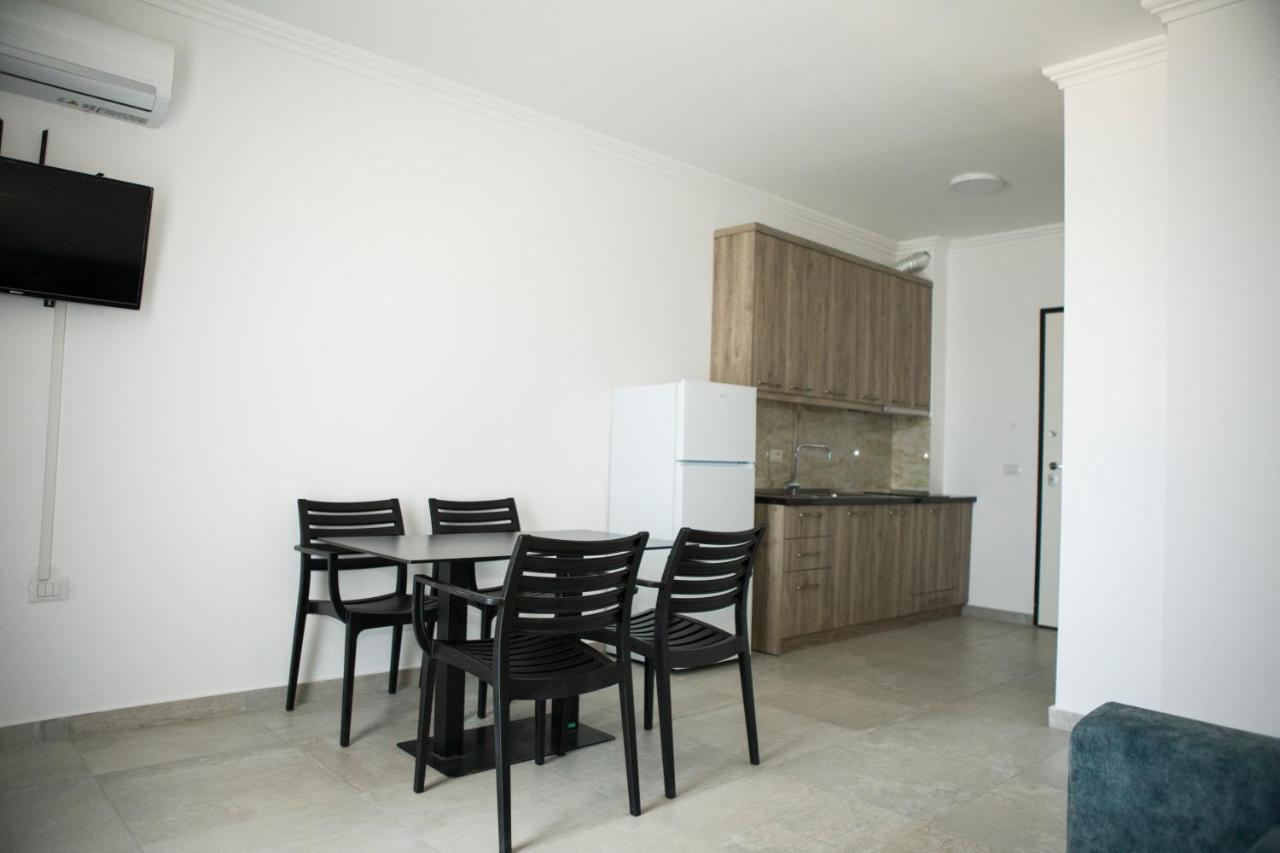 Soluna Apartments Shengjin Bagian luar foto