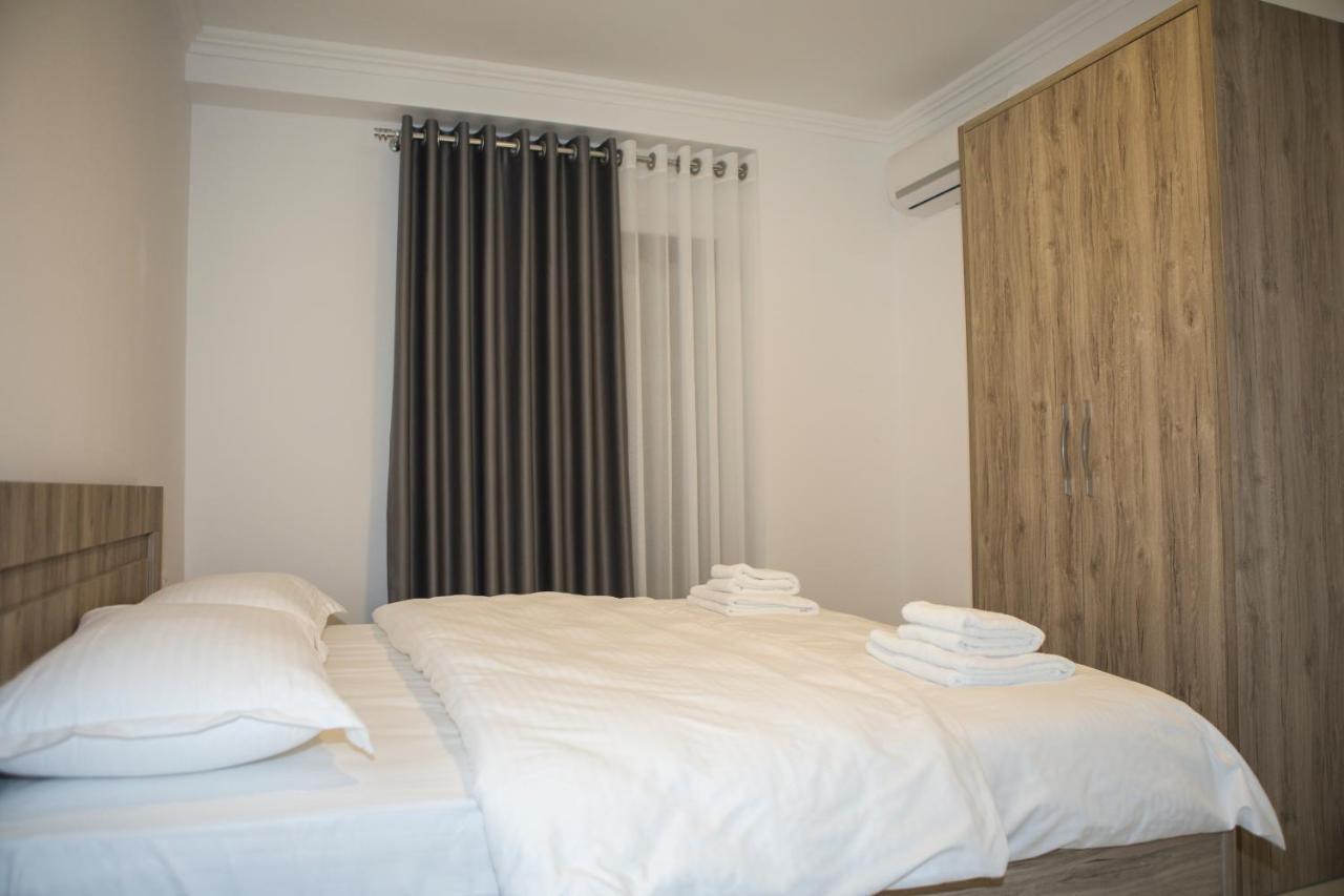 Soluna Apartments Shengjin Bagian luar foto